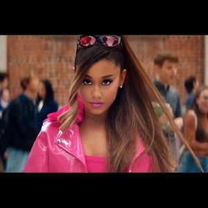 Meet your Posher, Abbie